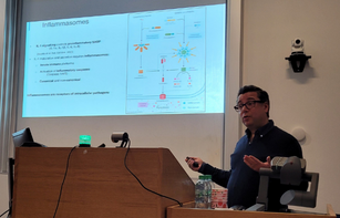 Dr Juan-Carlos Acosta presenting the keynote talk at the yICSA Senescence Symposium 2022