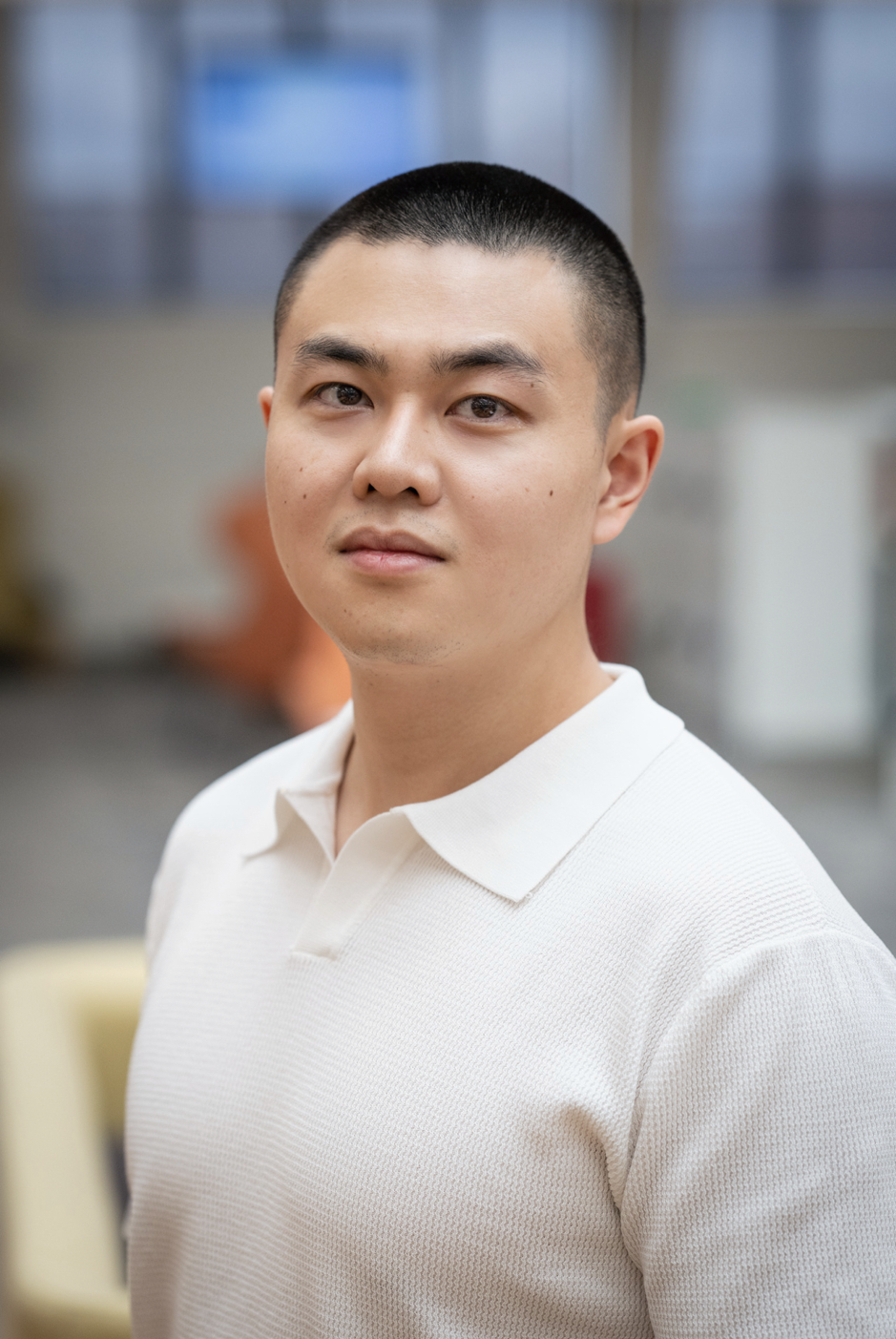 Qingren Chen 
