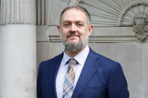Dr Mark Freestone 