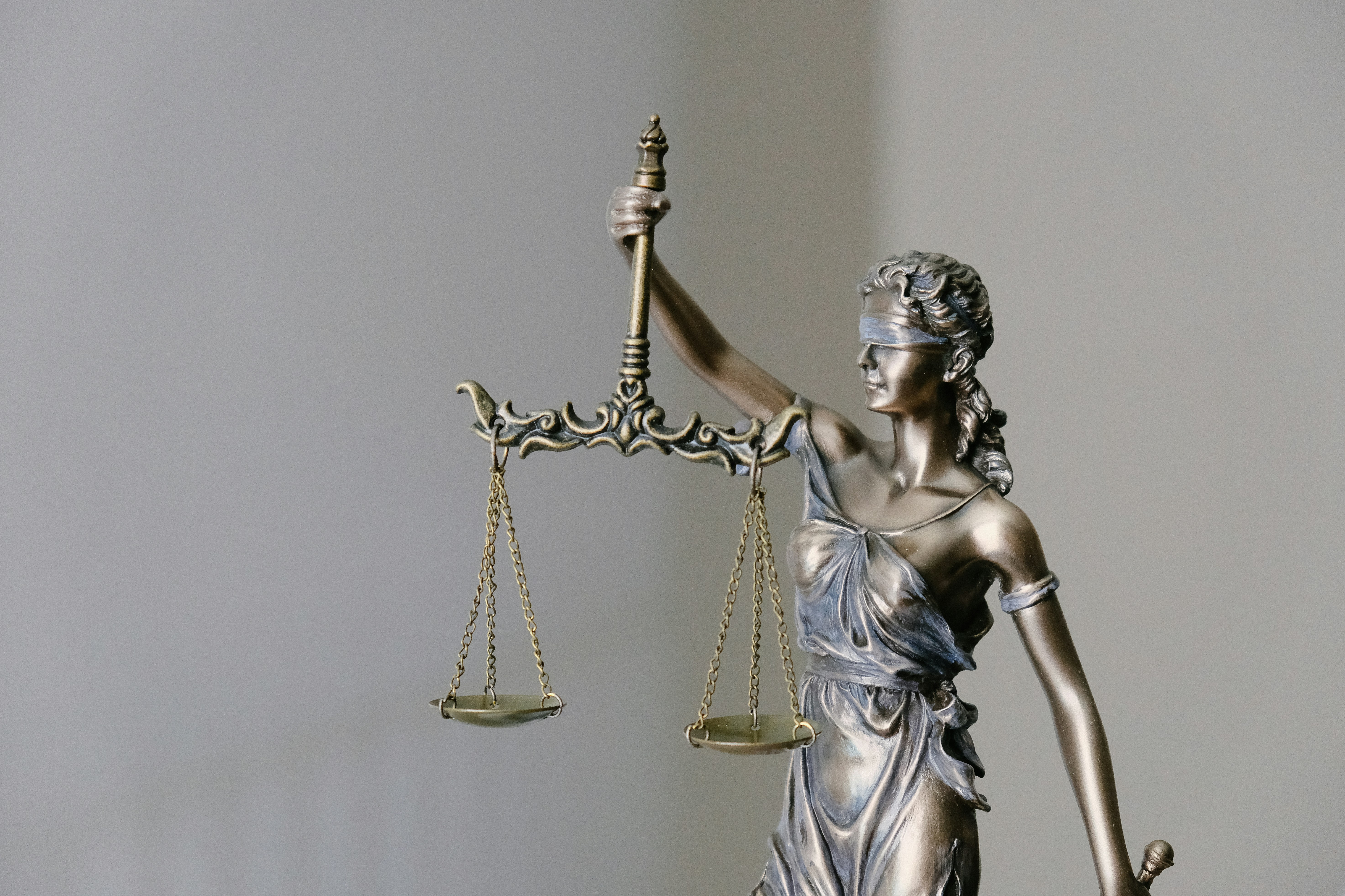 African Judges Preventing and Reacting to Political Attacks