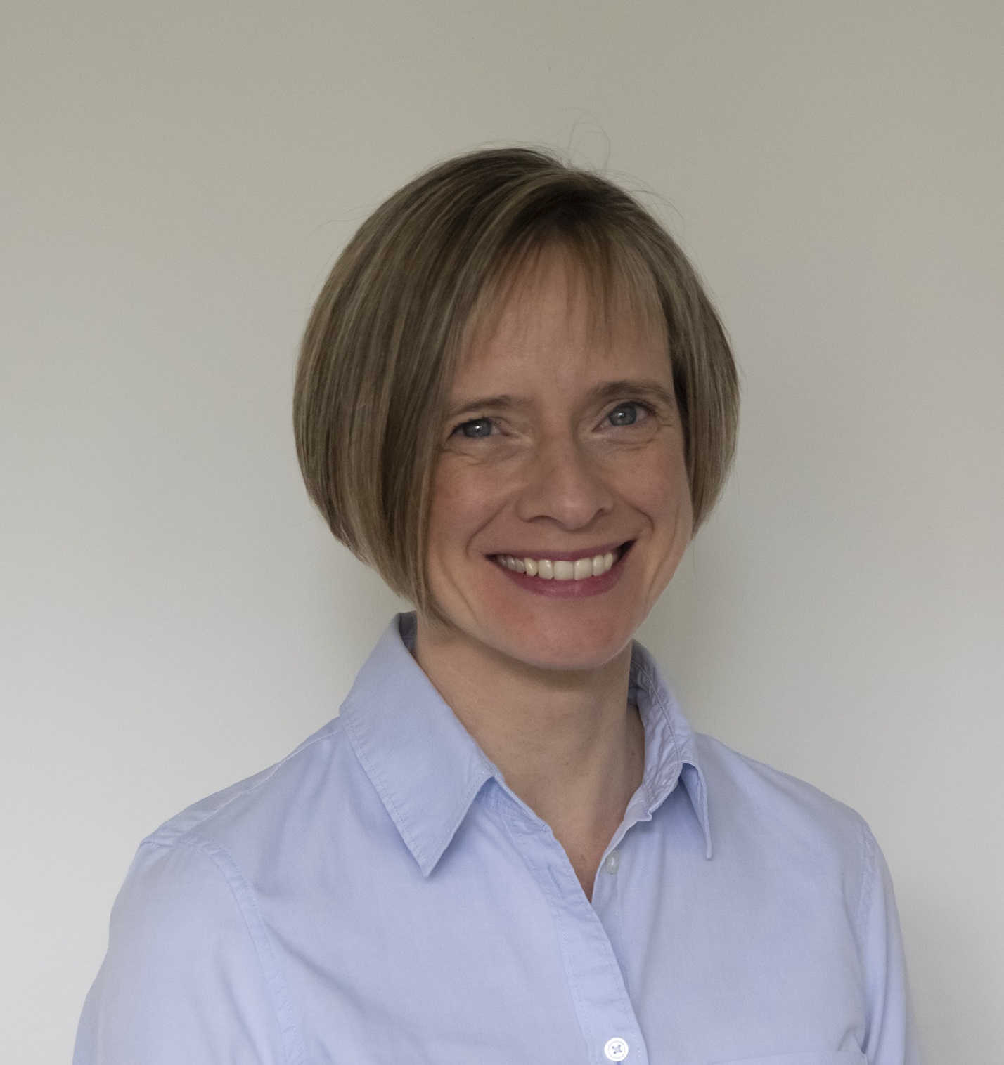 Dr Jayne Dennis